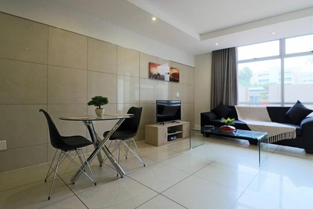 جوهانسبورغ Upmarket Sandton Hydro Park Apartments المظهر الخارجي الصورة